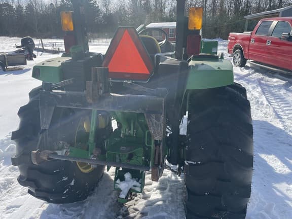 Image of John Deere 4044M equipment image 3