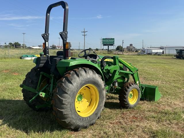 Image of John Deere 4044M equipment image 4