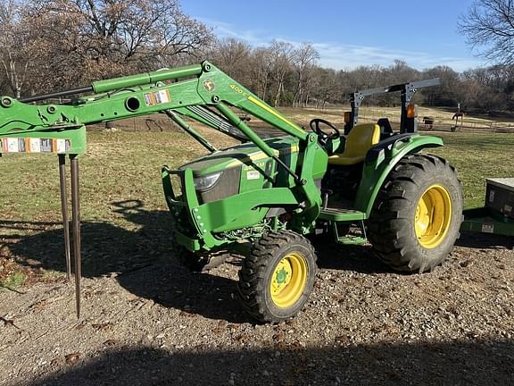 Image of John Deere 4044M equipment image 2