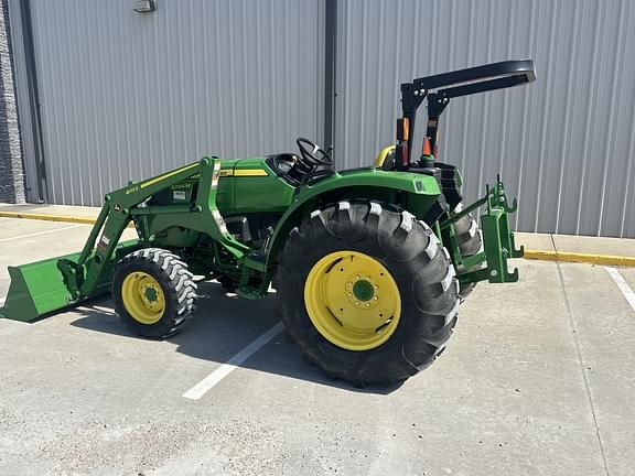 Image of John Deere 4044M equipment image 2