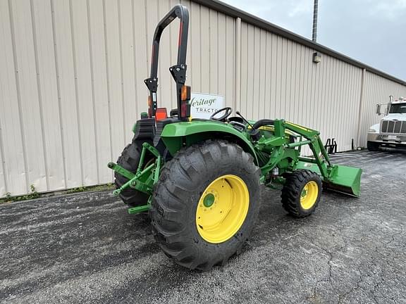 Image of John Deere 4044M equipment image 4