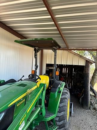 Image of John Deere 4044M equipment image 2