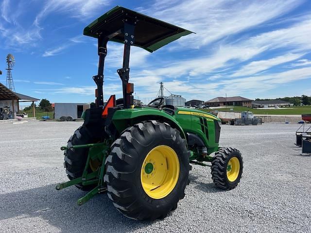 Image of John Deere 4044M equipment image 3