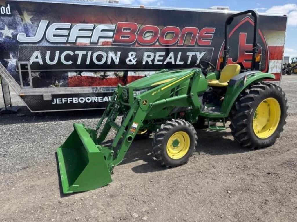 Main image John Deere 4044M