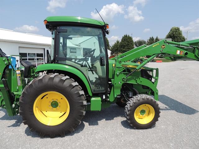 Image of John Deere 4044R equipment image 3