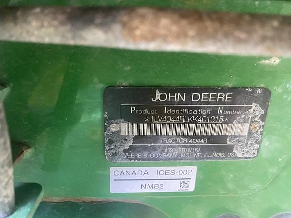 Image of John Deere 4044R equipment image 2