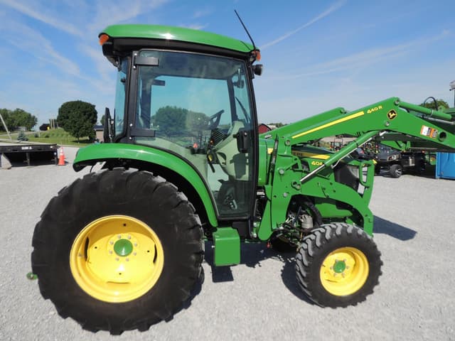 Image of John Deere 4044R equipment image 3