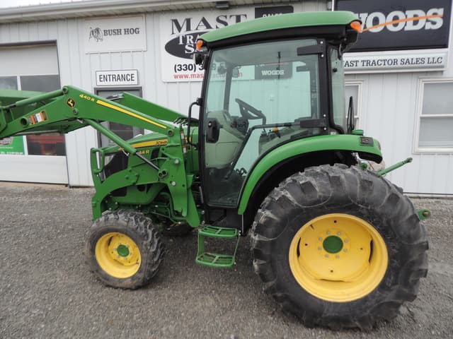 Image of John Deere 4044R equipment image 1