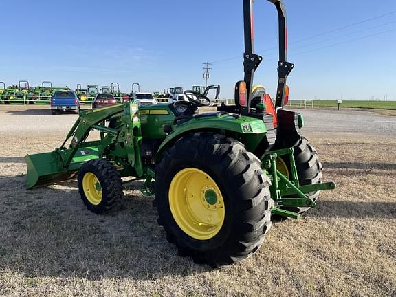 Image of John Deere 4044R equipment image 2