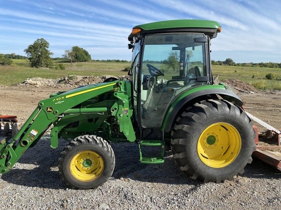 Main image John Deere 4044R