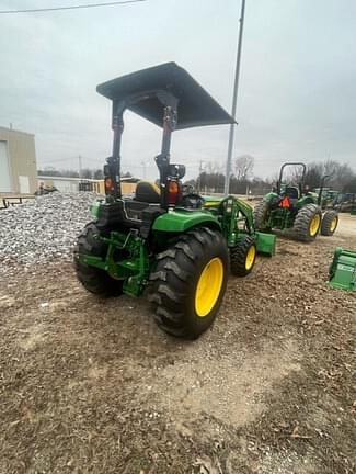 Image of John Deere 4044R equipment image 3