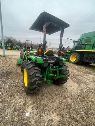 Image of John Deere 4044R equipment image 2