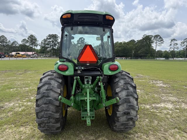 Image of John Deere 4044R equipment image 3