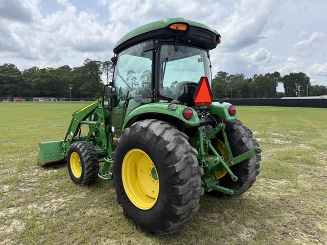 Image of John Deere 4044R equipment image 2
