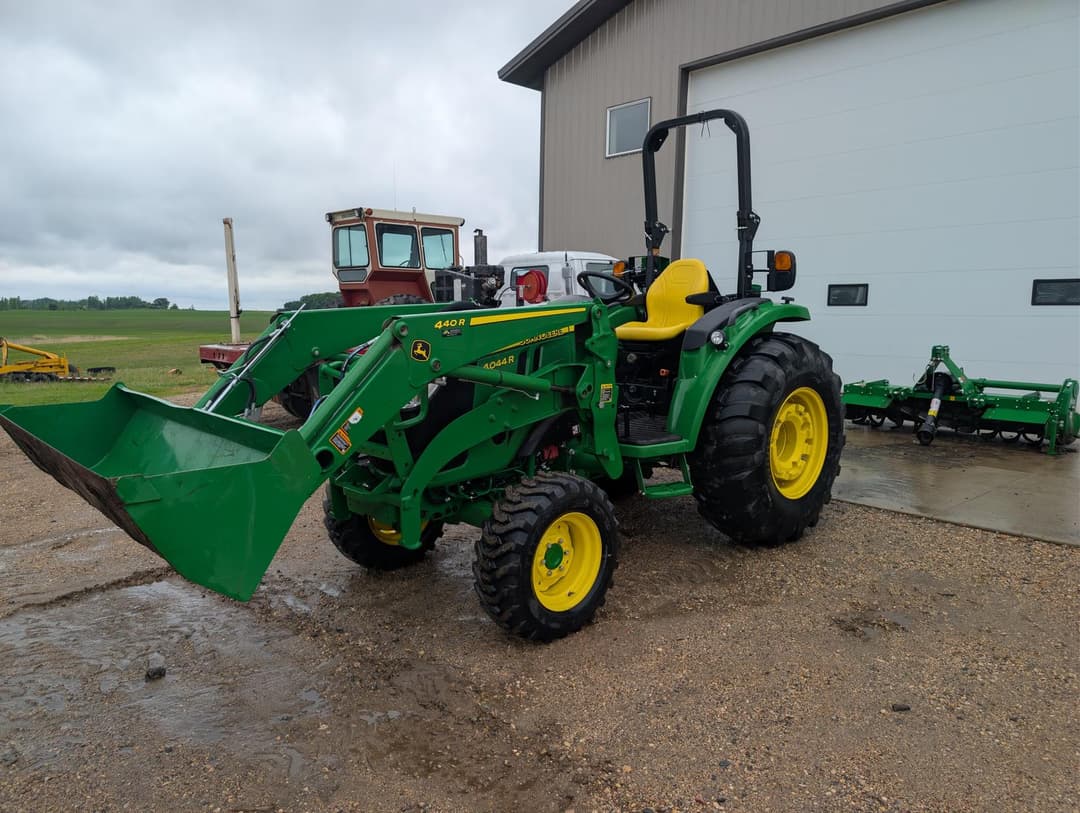 Image of John Deere 4044R Primary image