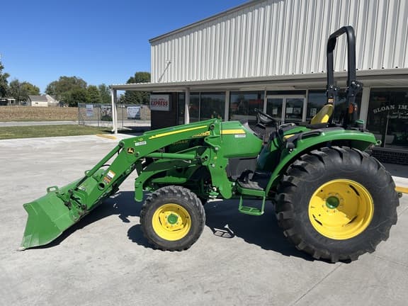 Image of John Deere 4044R equipment image 3