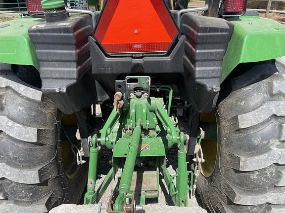 Image of John Deere 4052M equipment image 2