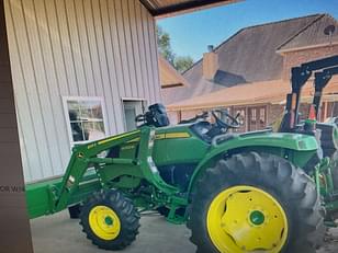 Main image John Deere 4052M 3