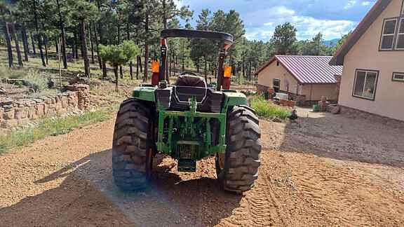 Image of John Deere 4052M equipment image 3