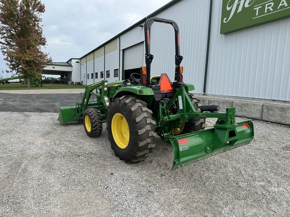 Image of John Deere 4052M equipment image 3