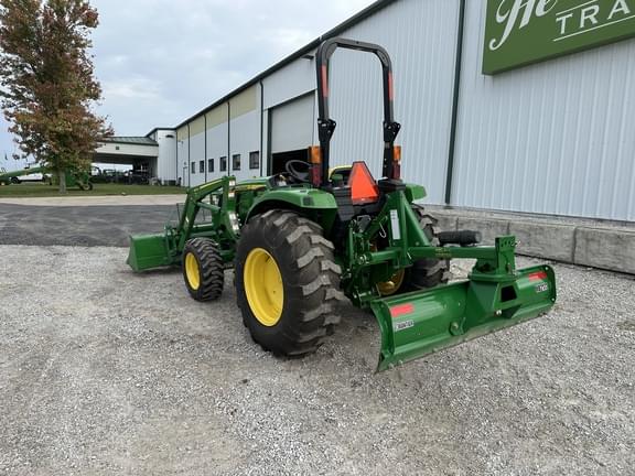 Image of John Deere 4052M equipment image 3