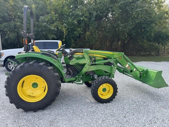 Image of John Deere 4052M equipment image 1