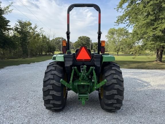 Image of John Deere 4052M equipment image 2