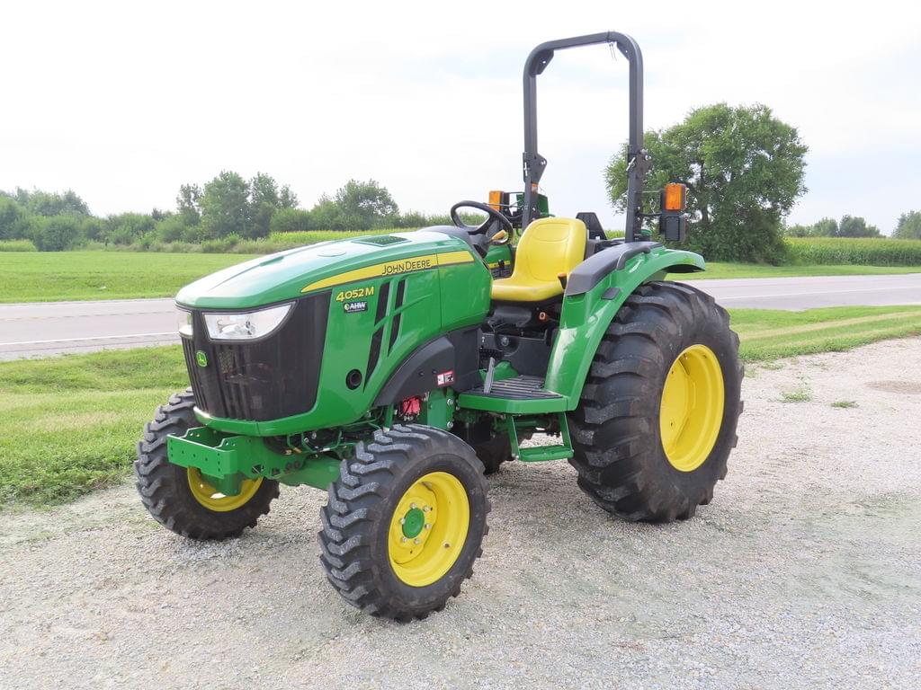 Image of John Deere 4052M Primary image