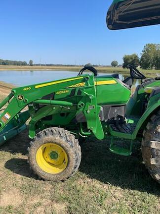 Main image John Deere 4052M