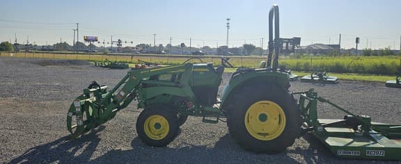 Image of John Deere 4052M equipment image 2