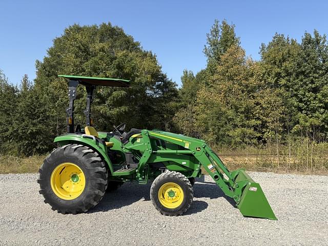 Image of John Deere 4052M equipment image 1