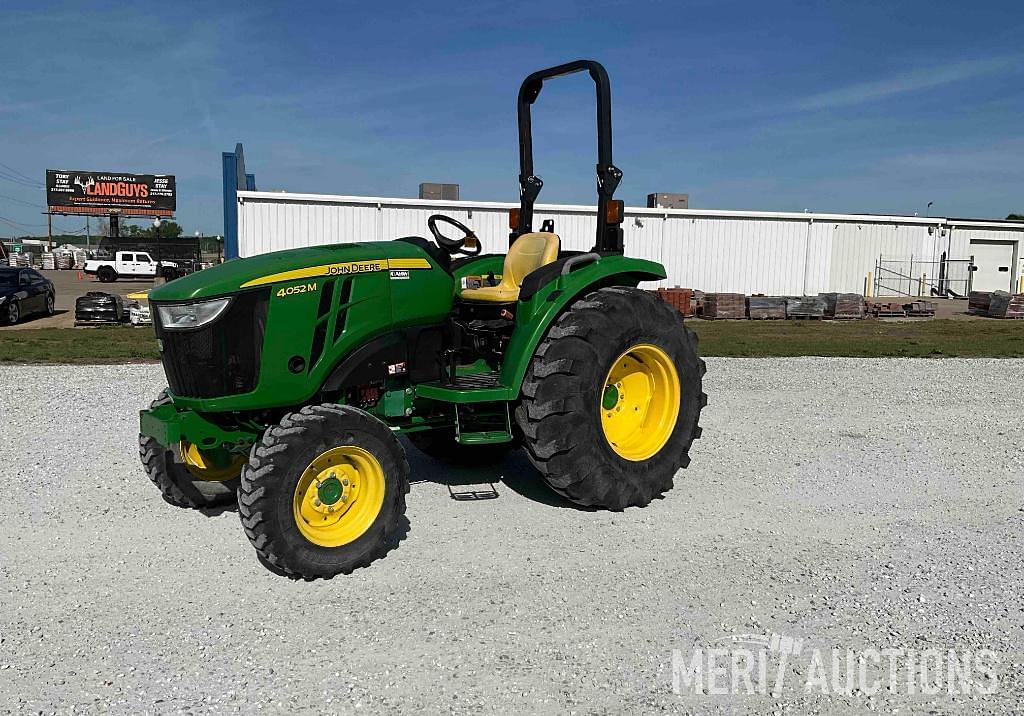 Image of John Deere 4052M Primary image