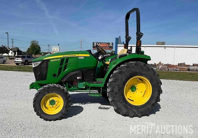 Image of John Deere 4052M equipment image 1