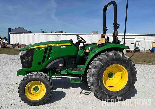 Image of John Deere 4052M equipment image 1