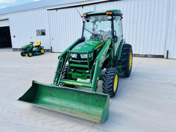 Image of John Deere 4052R equipment image 2