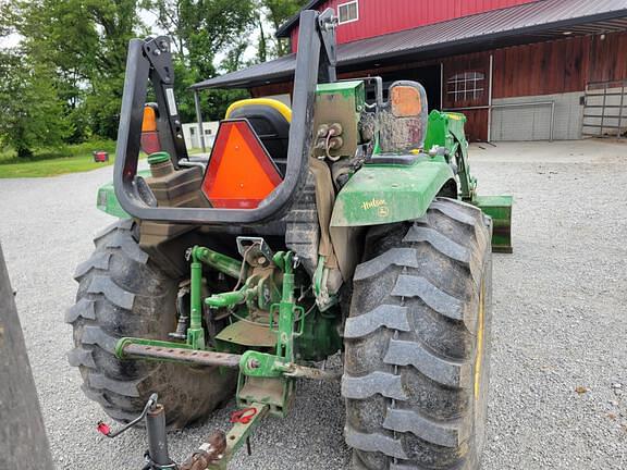 Image of John Deere 4052R equipment image 2