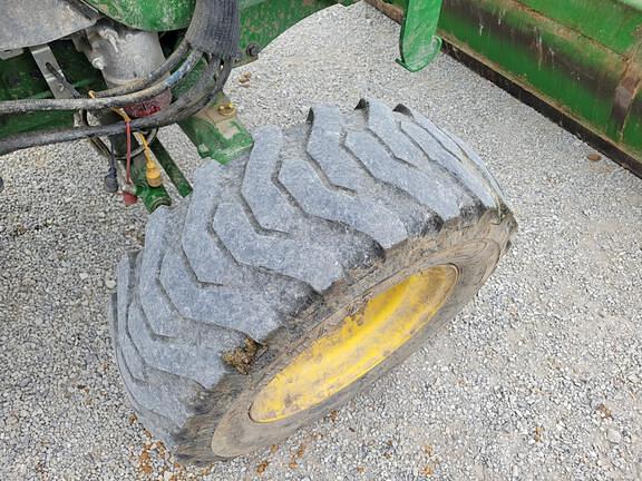 Image of John Deere 4052R equipment image 4