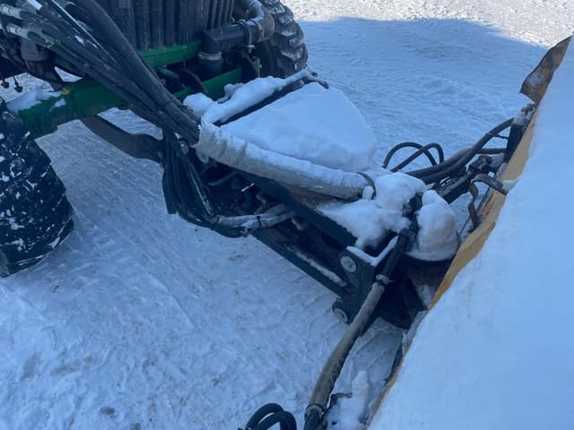 Image of John Deere 4052R equipment image 3