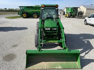 Main image John Deere 4052R 1