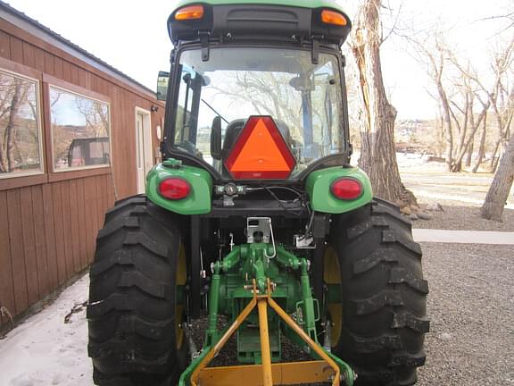 Image of John Deere 4052R equipment image 3