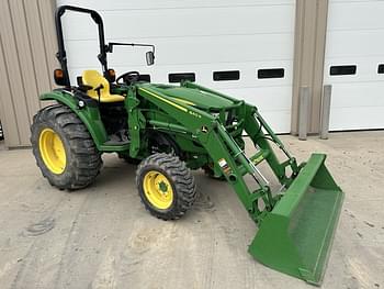 2019 John Deere 4052R Equipment Image0