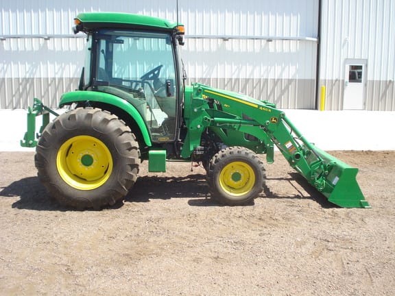 Main image John Deere 4052R
