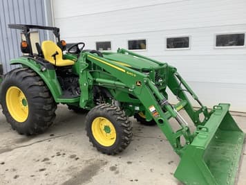 Main image John Deere 4052R