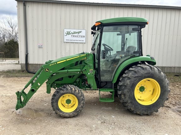 Main image John Deere 4052R