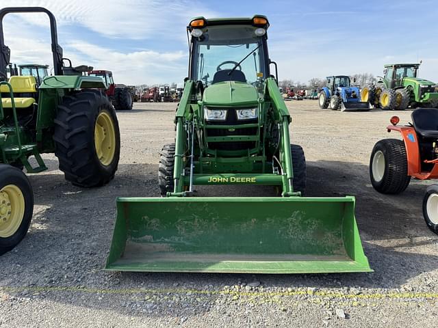 Image of John Deere 4052R equipment image 1