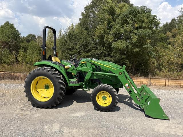 Image of John Deere 4066M equipment image 1