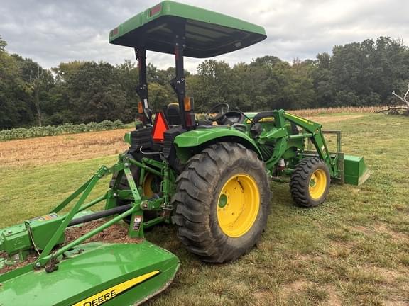 Image of John Deere 4066M equipment image 3