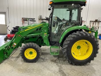Main image John Deere 4066R