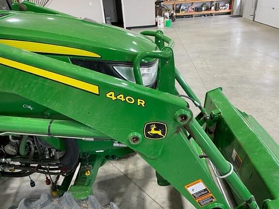 Image of John Deere 4066R equipment image 4