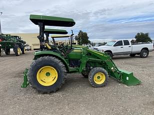 Main image John Deere 4066R 0